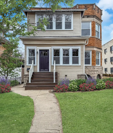 1520 W Touhy Avenue #1, Chicago, IL 60626