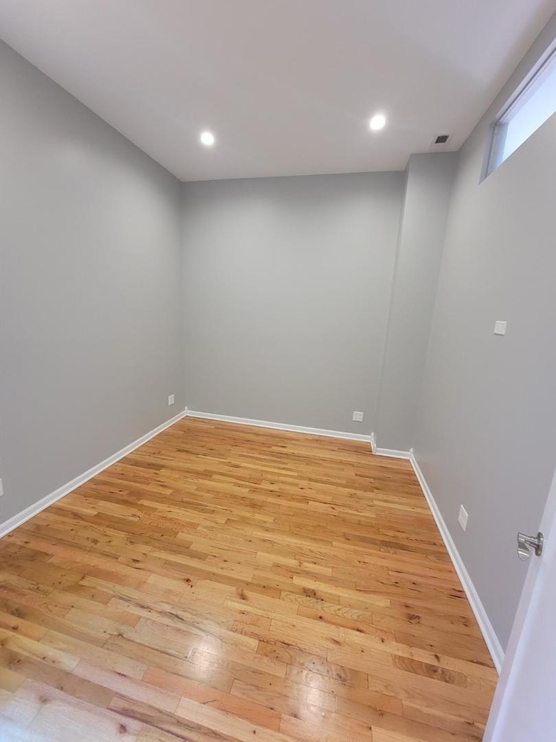 160 W BURTON Place #2R, Chicago, IL 60610