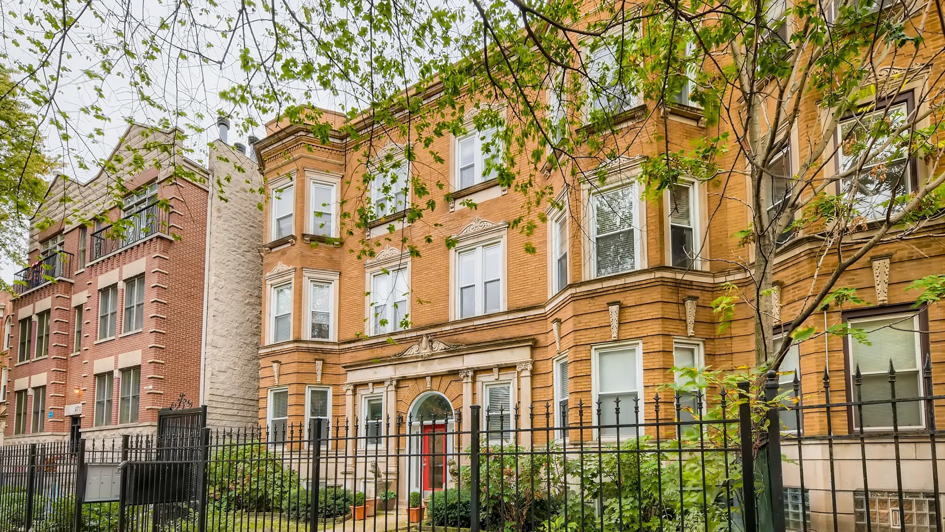 4707 N Kenmore Avenue #GS, Chicago, IL 60640