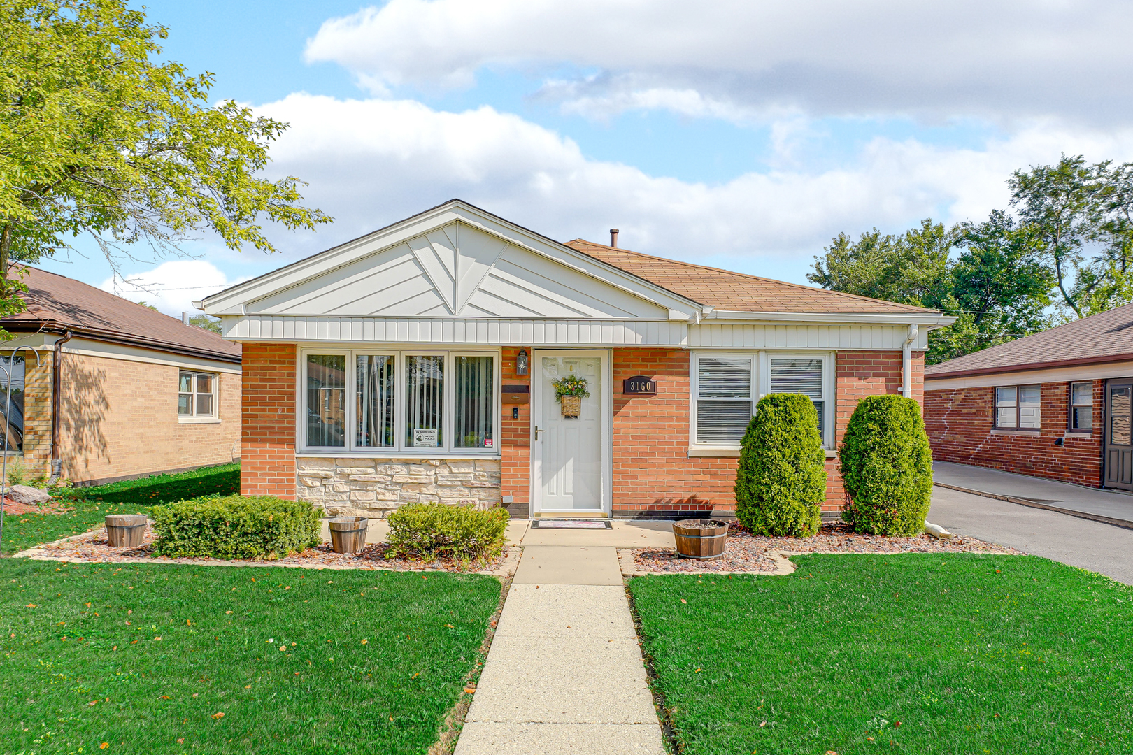 3160 W Park Lane Drive, Merrionette Park, IL 60803