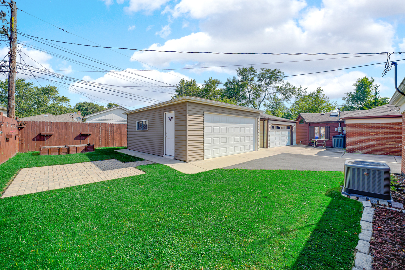 3160 W Park Lane Drive, Merrionette Park, IL 60803