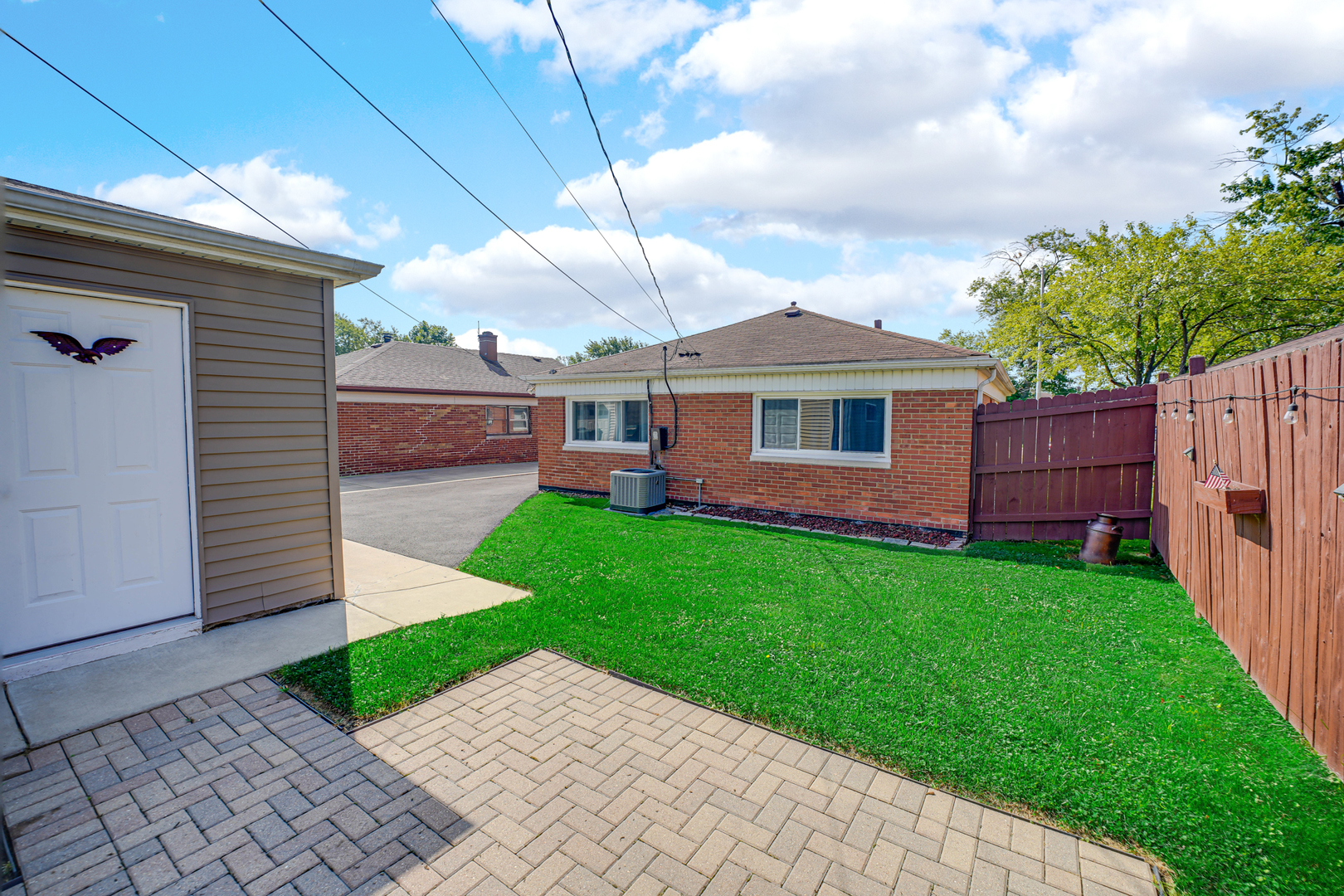 3160 W Park Lane Drive, Merrionette Park, IL 60803