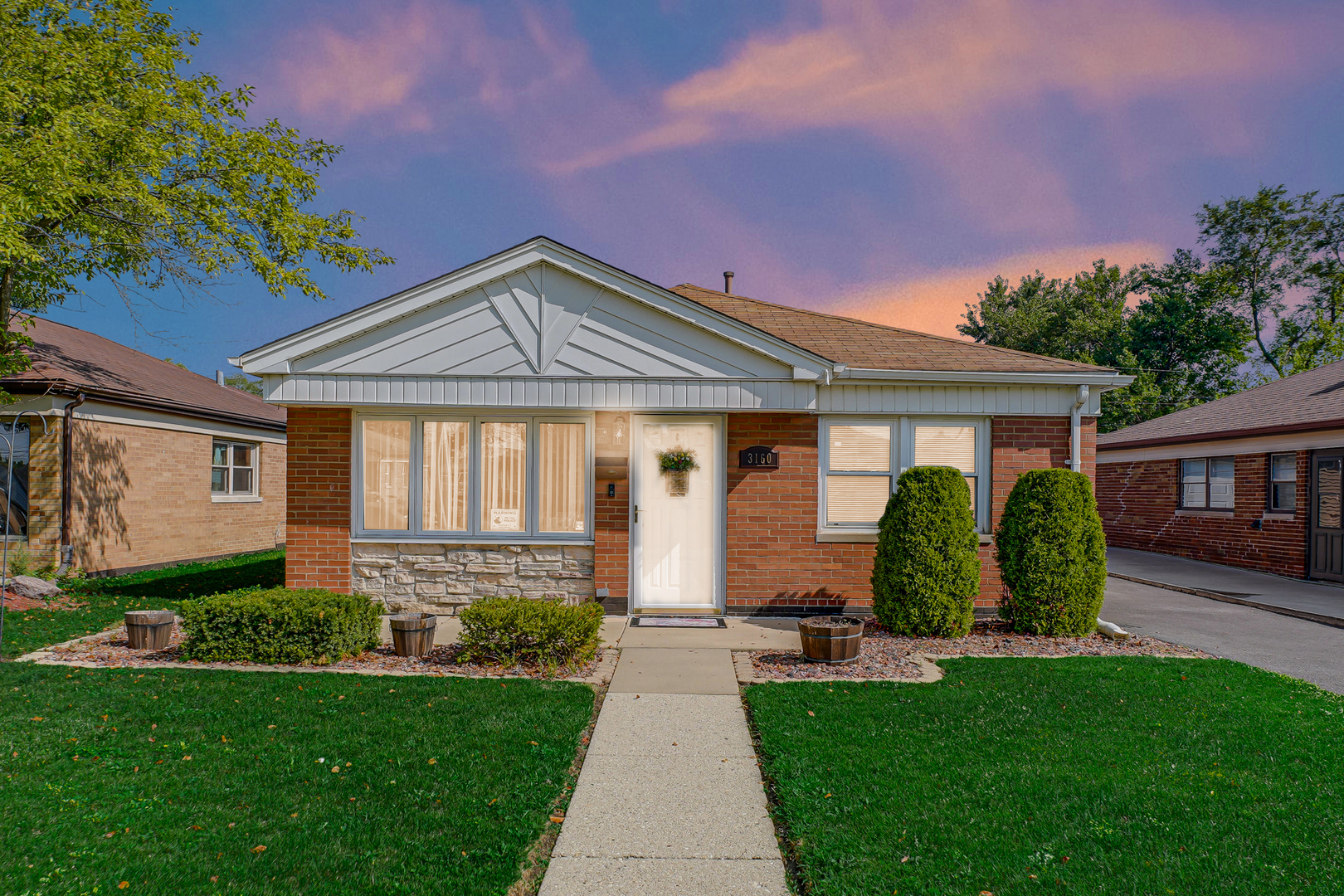 3160 W Park Lane Drive, Merrionette Park, IL 60803