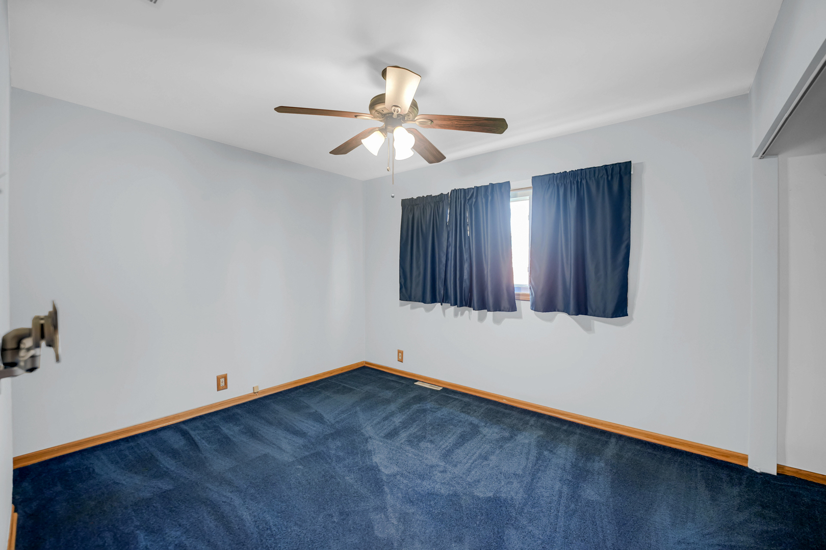 3160 W Park Lane Drive, Merrionette Park, IL 60803