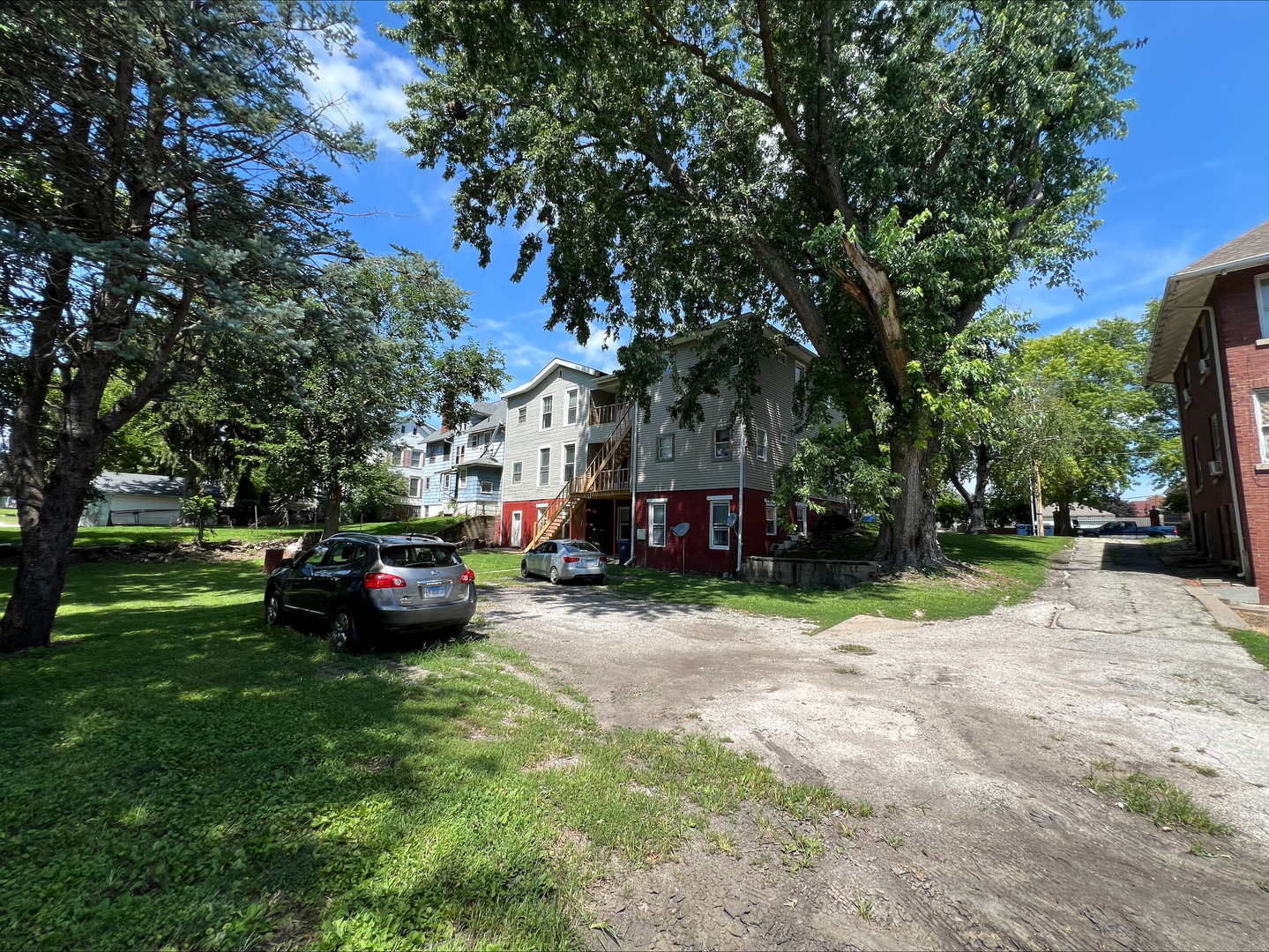 211 W Broadway, Monmouth, IL 61462