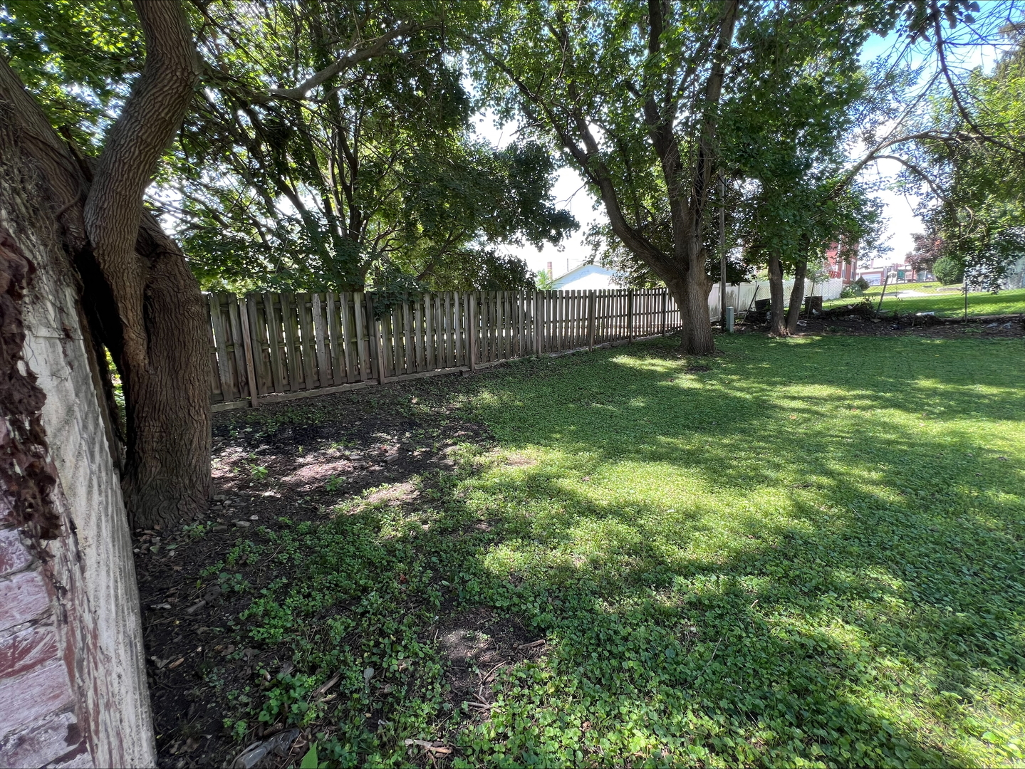 211 W Broadway, Monmouth, IL 61462