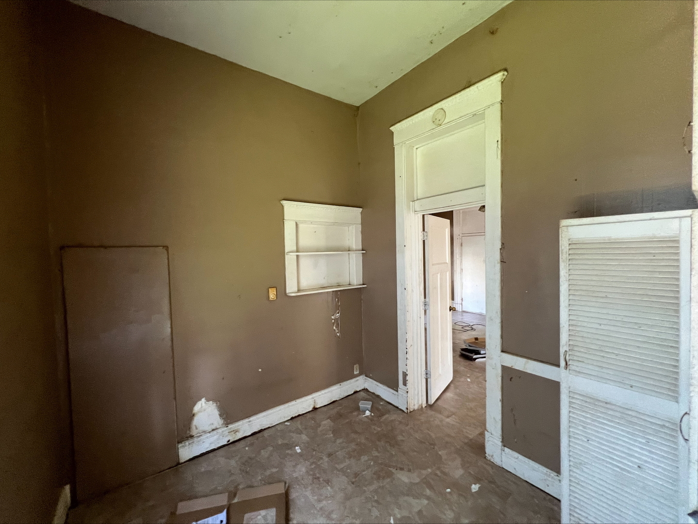 211 W Broadway, Monmouth, IL 61462
