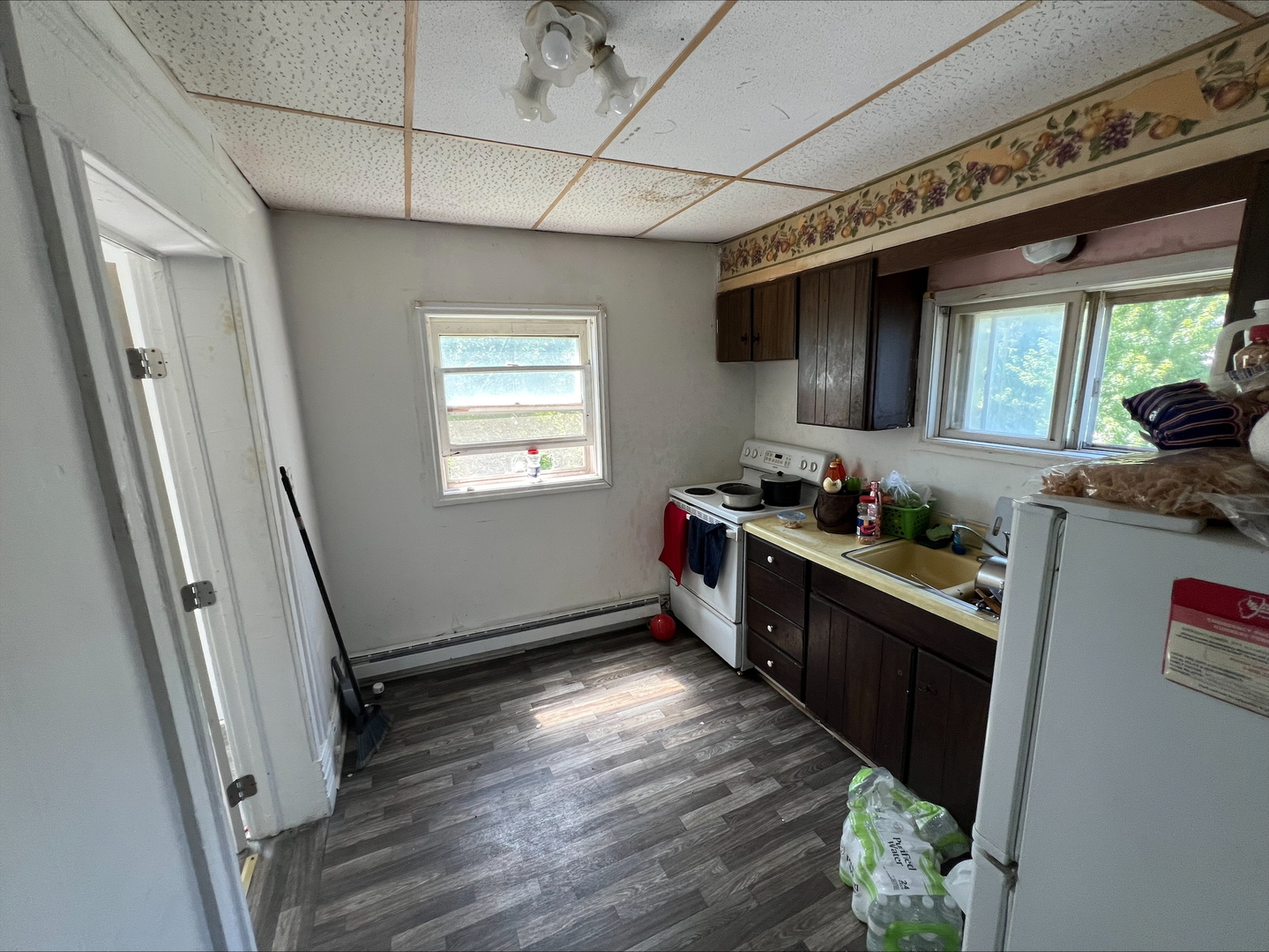 211 W Broadway, Monmouth, IL 61462