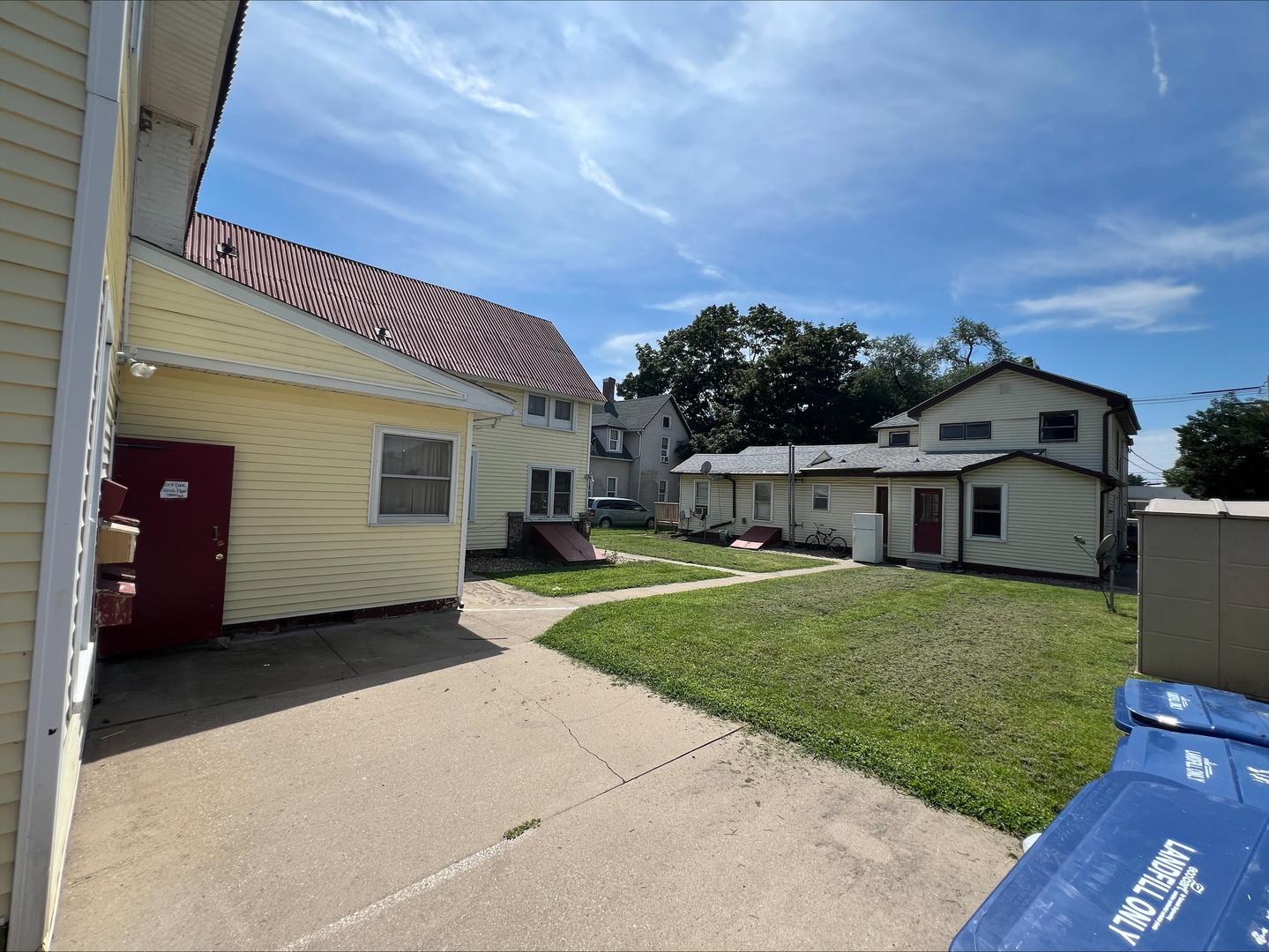 211 W Broadway, Monmouth, IL 61462