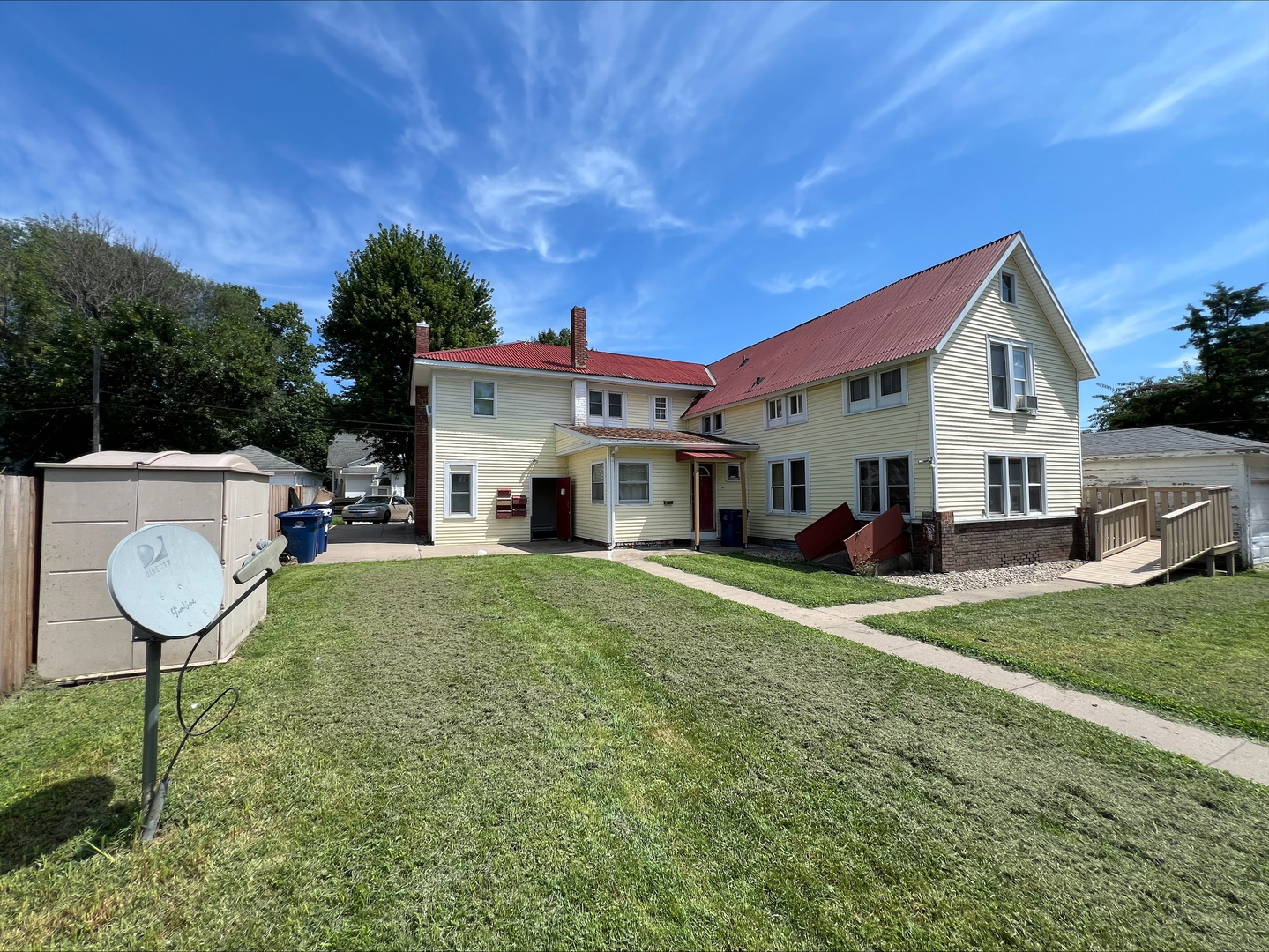 211 W Broadway, Monmouth, IL 61462