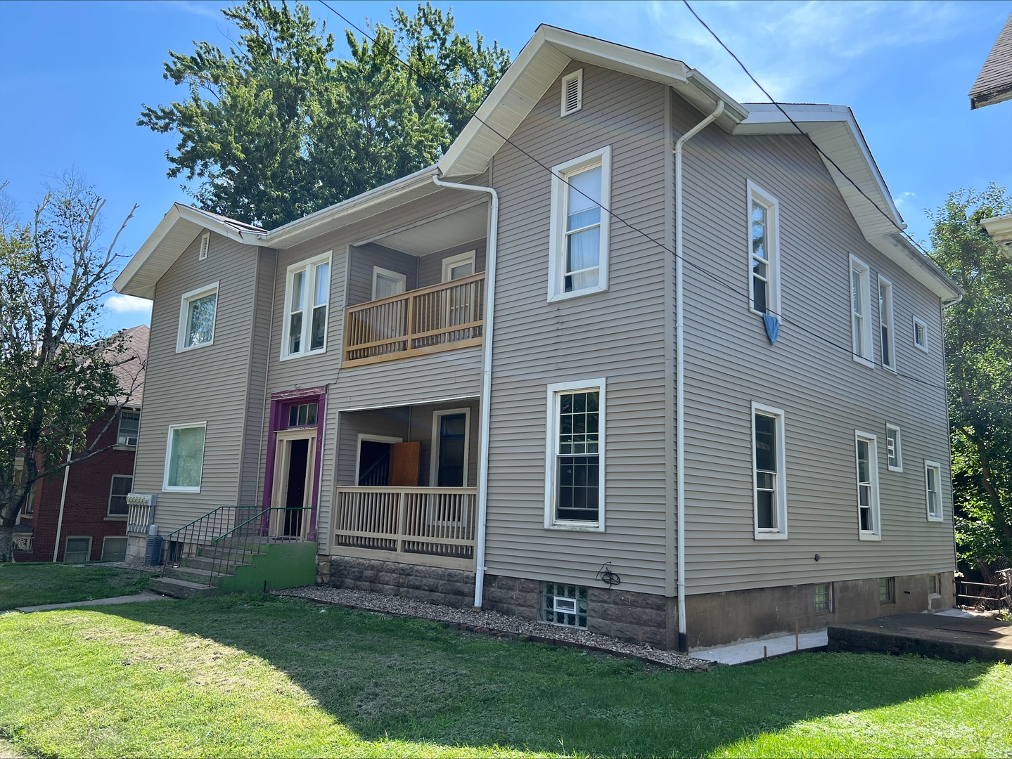 211 W Broadway, Monmouth, IL 61462