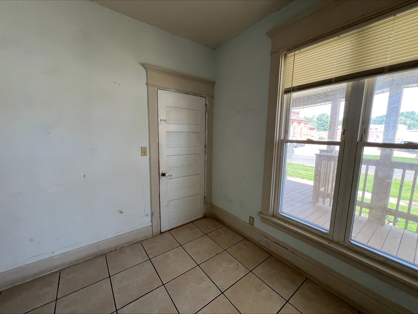 211 W Broadway, Monmouth, IL 61462