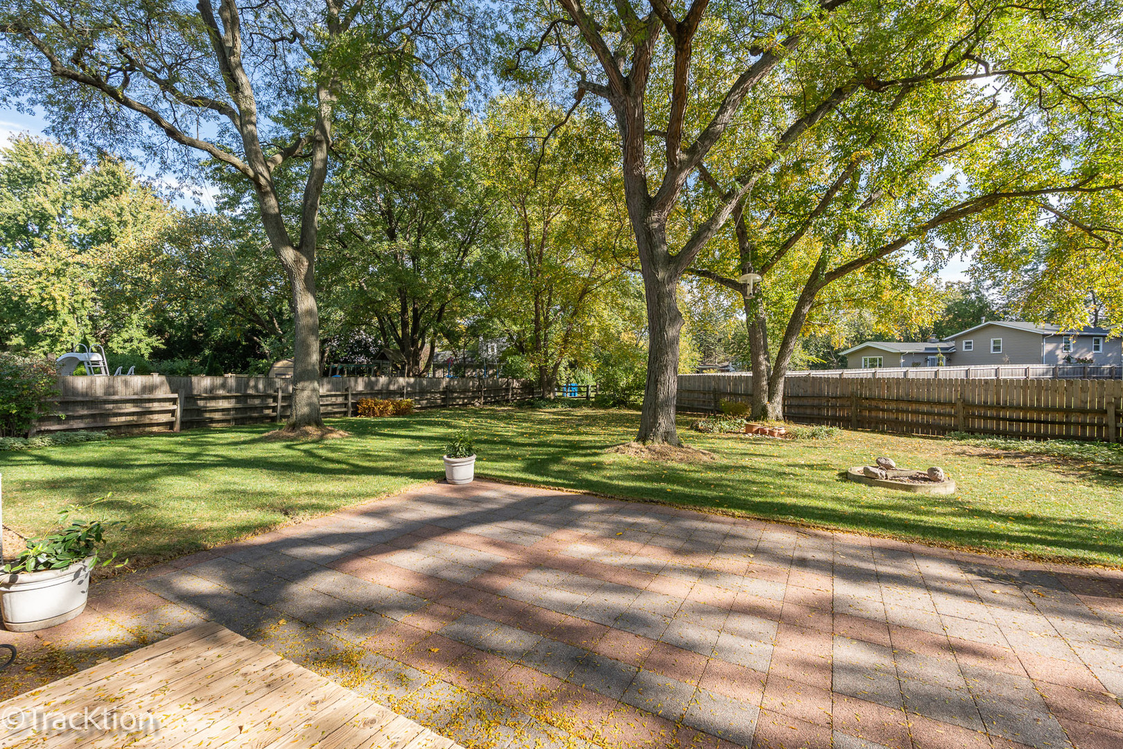 6937 Parkview Drive, Downers Grove, IL 60516