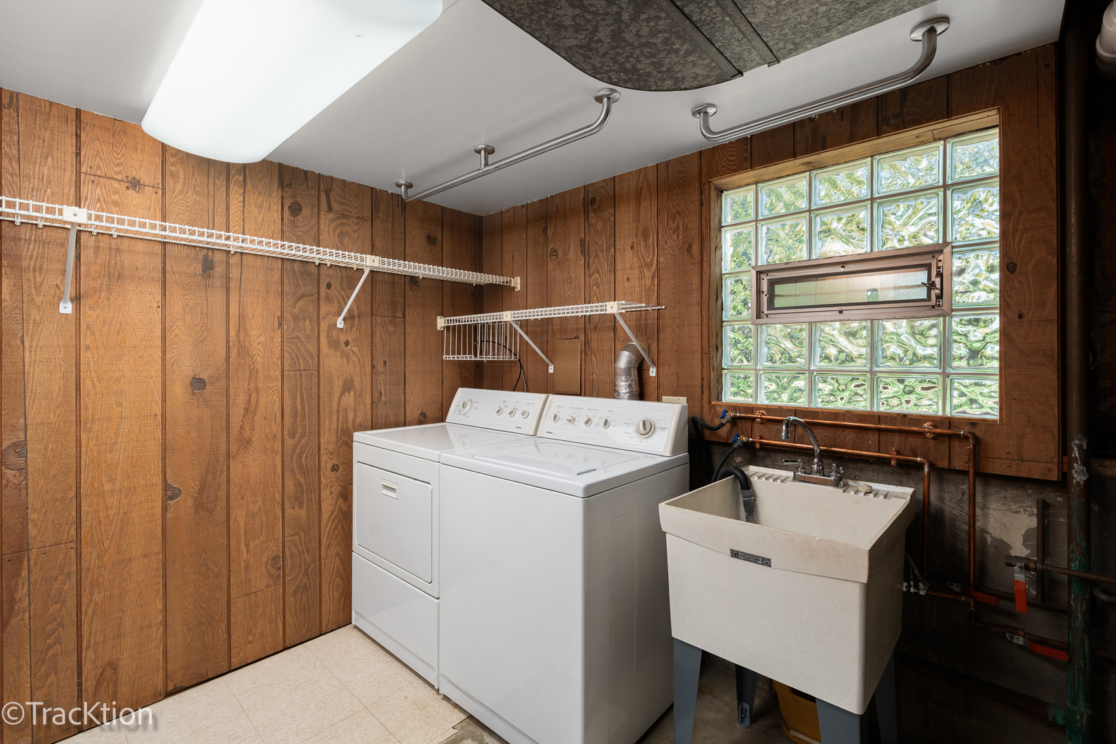 6937 Parkview Drive, Downers Grove, IL 60516