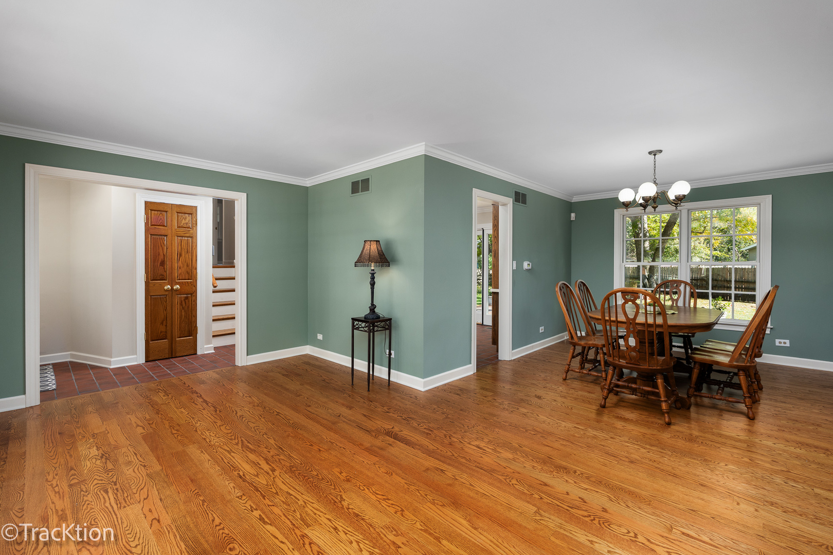 6937 Parkview Drive, Downers Grove, IL 60516