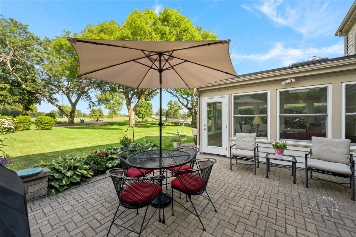 1432 Calcutta Lane, Naperville, IL 60563