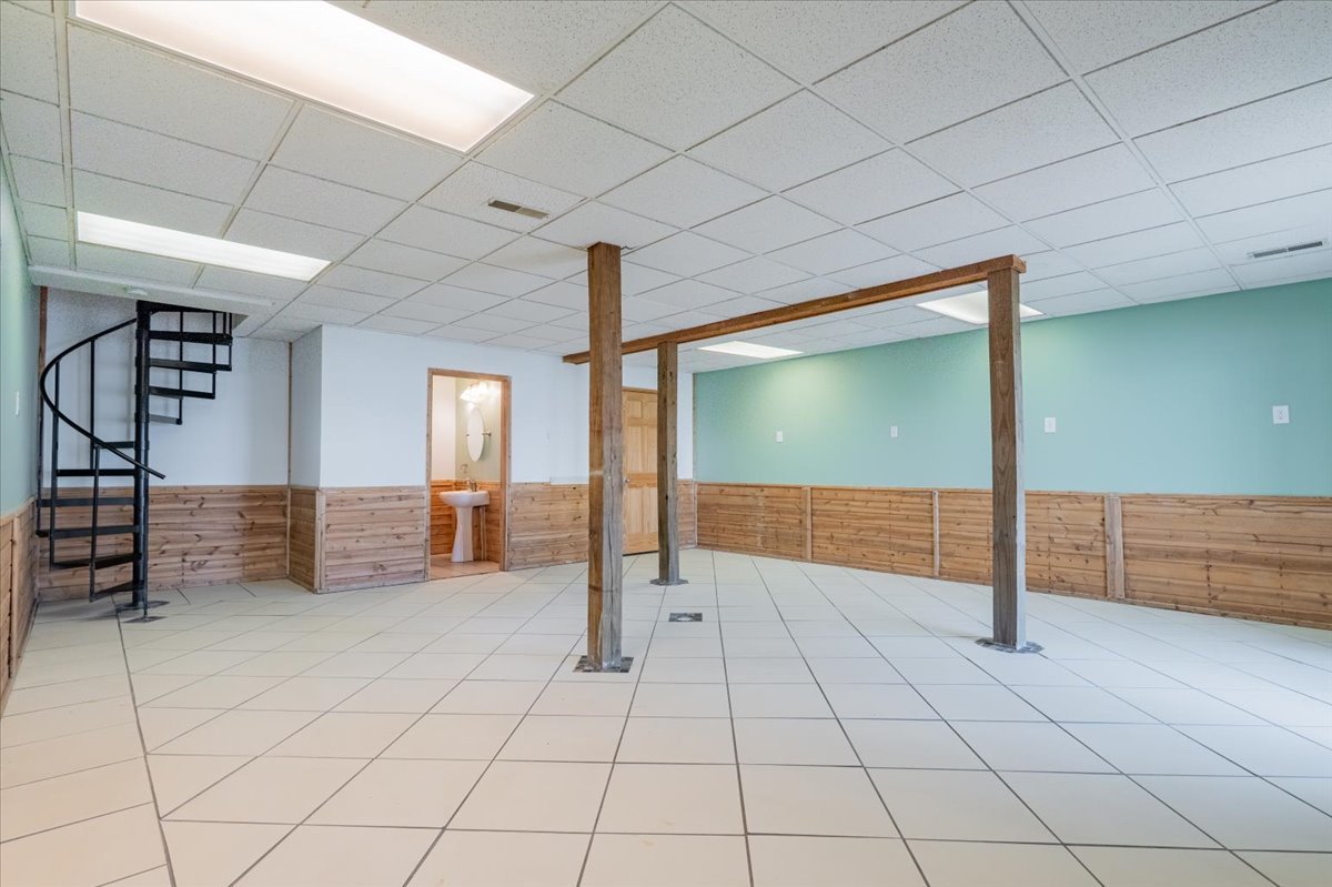 16032 N Portage Street, Chillicothe, IL 61523