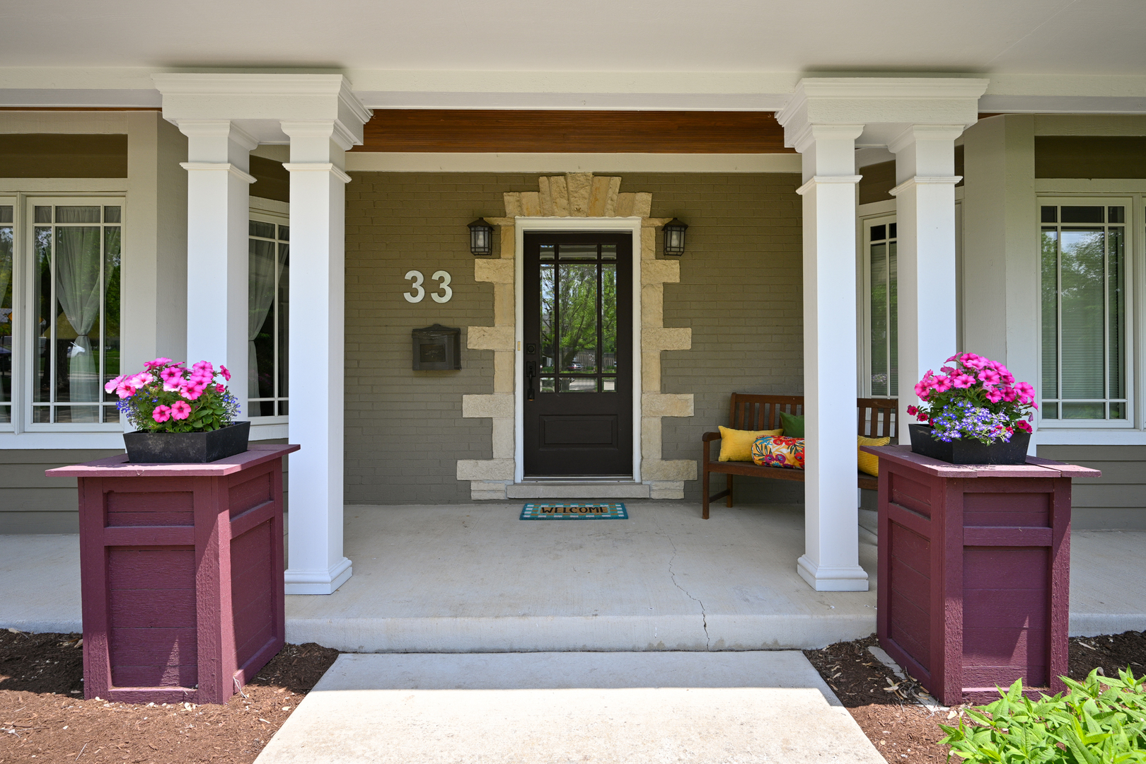 33 Sunset Avenue, Glen Ellyn, IL 60137