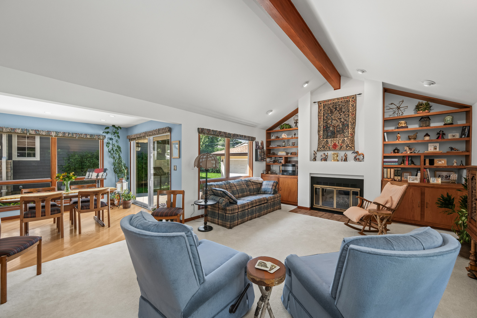 1136 N Walnut Avenue, Arlington Heights, IL 60004