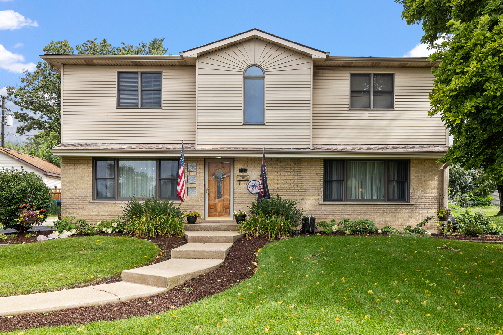 7112 W 114th Place, Worth, IL 60482