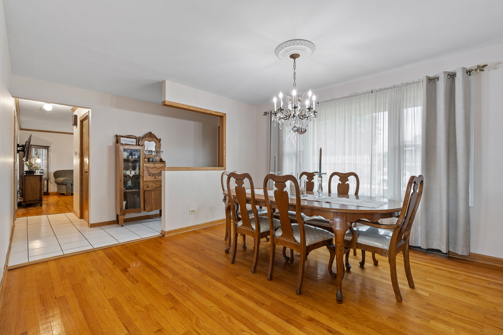 7112 W 114th Place, Worth, IL 60482
