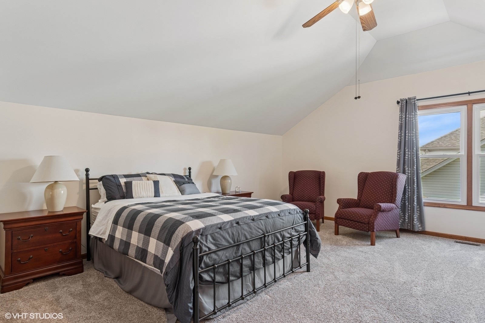 2020 Saint Andrews Drive, Plainfield, IL 60586