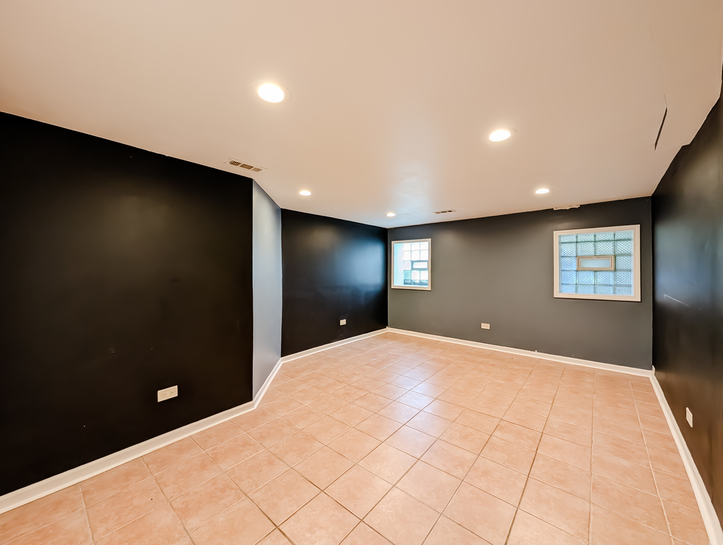3739 N Pulaski Road #GN, Chicago, IL 60641