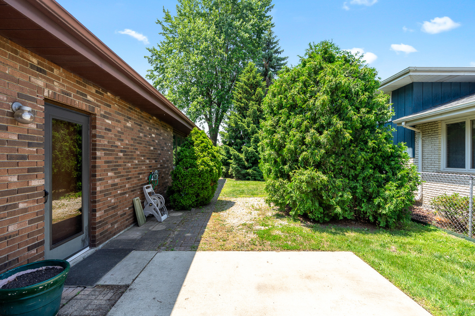 9228 Ridgeland Avenue, Oak Lawn, IL 60453
