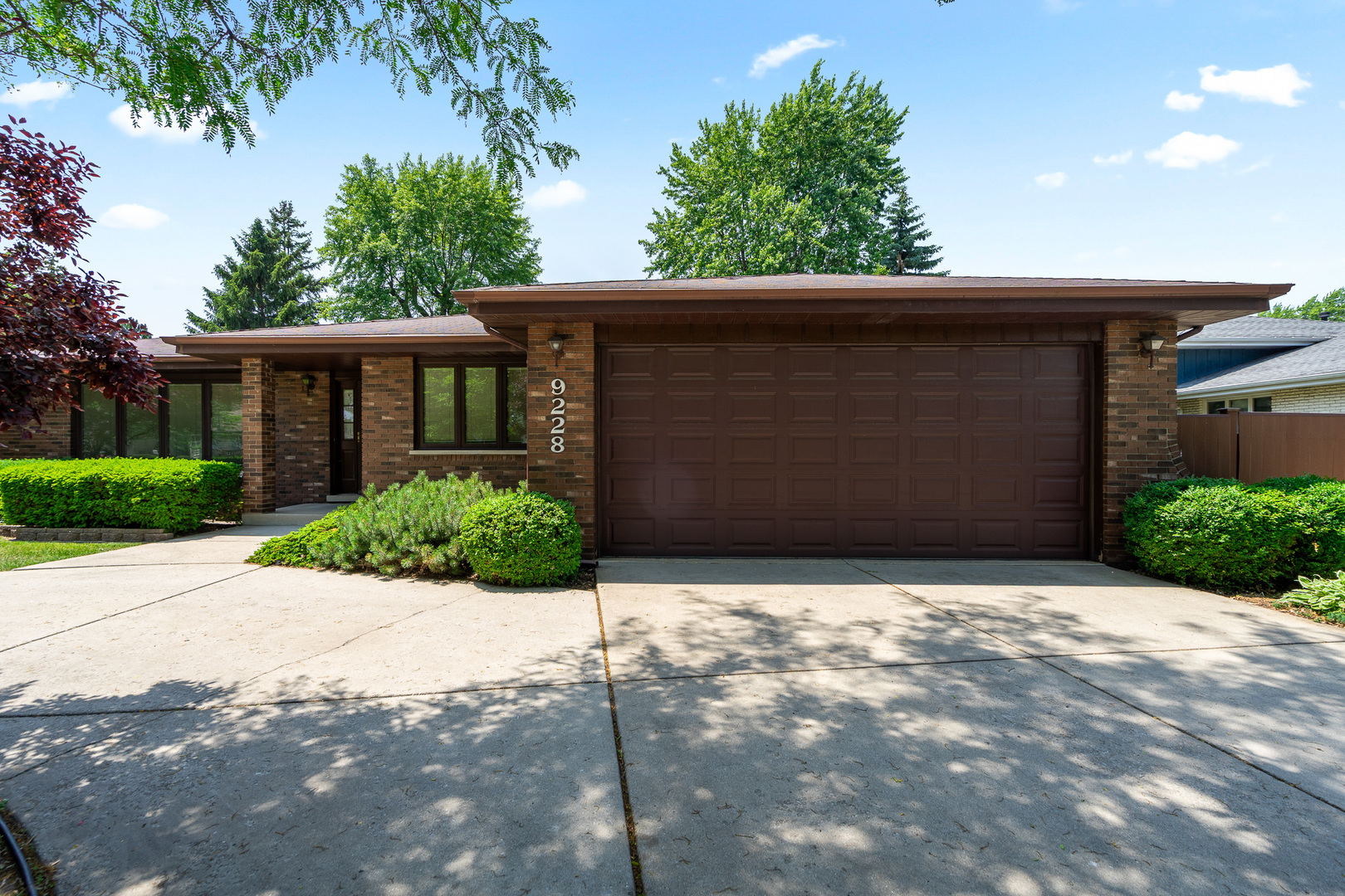 9228 Ridgeland Avenue, Oak Lawn, IL 60453