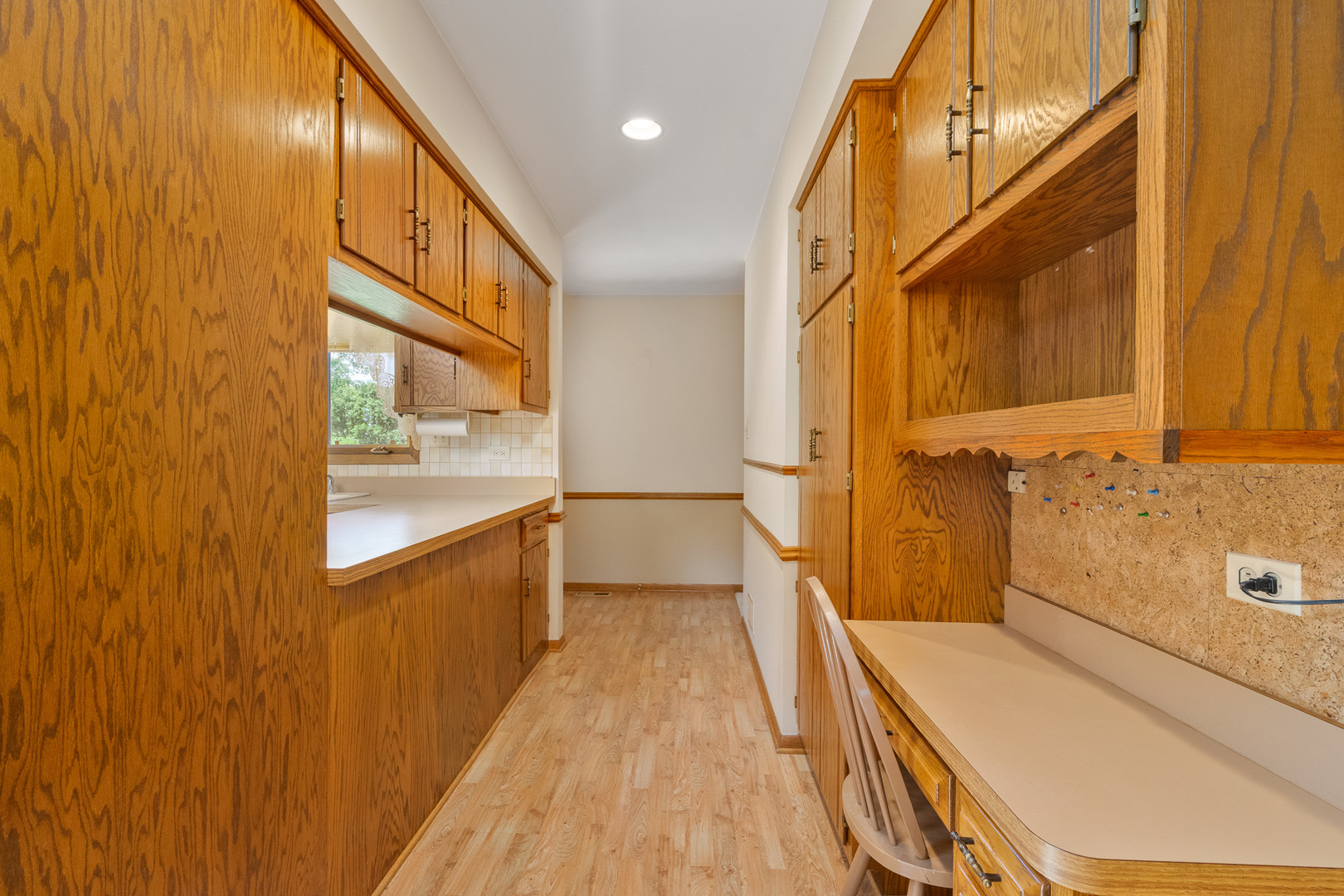 9228 Ridgeland Avenue, Oak Lawn, IL 60453