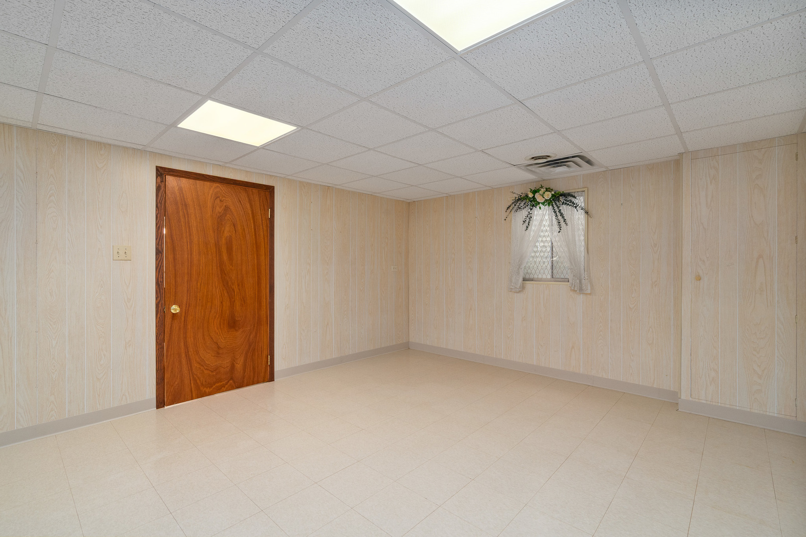 9228 Ridgeland Avenue, Oak Lawn, IL 60453