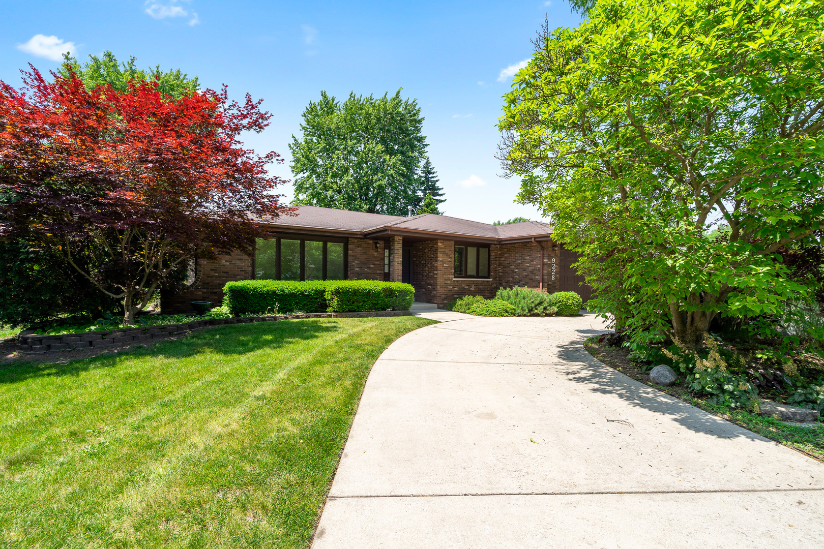 9228 Ridgeland Avenue, Oak Lawn, IL 60453