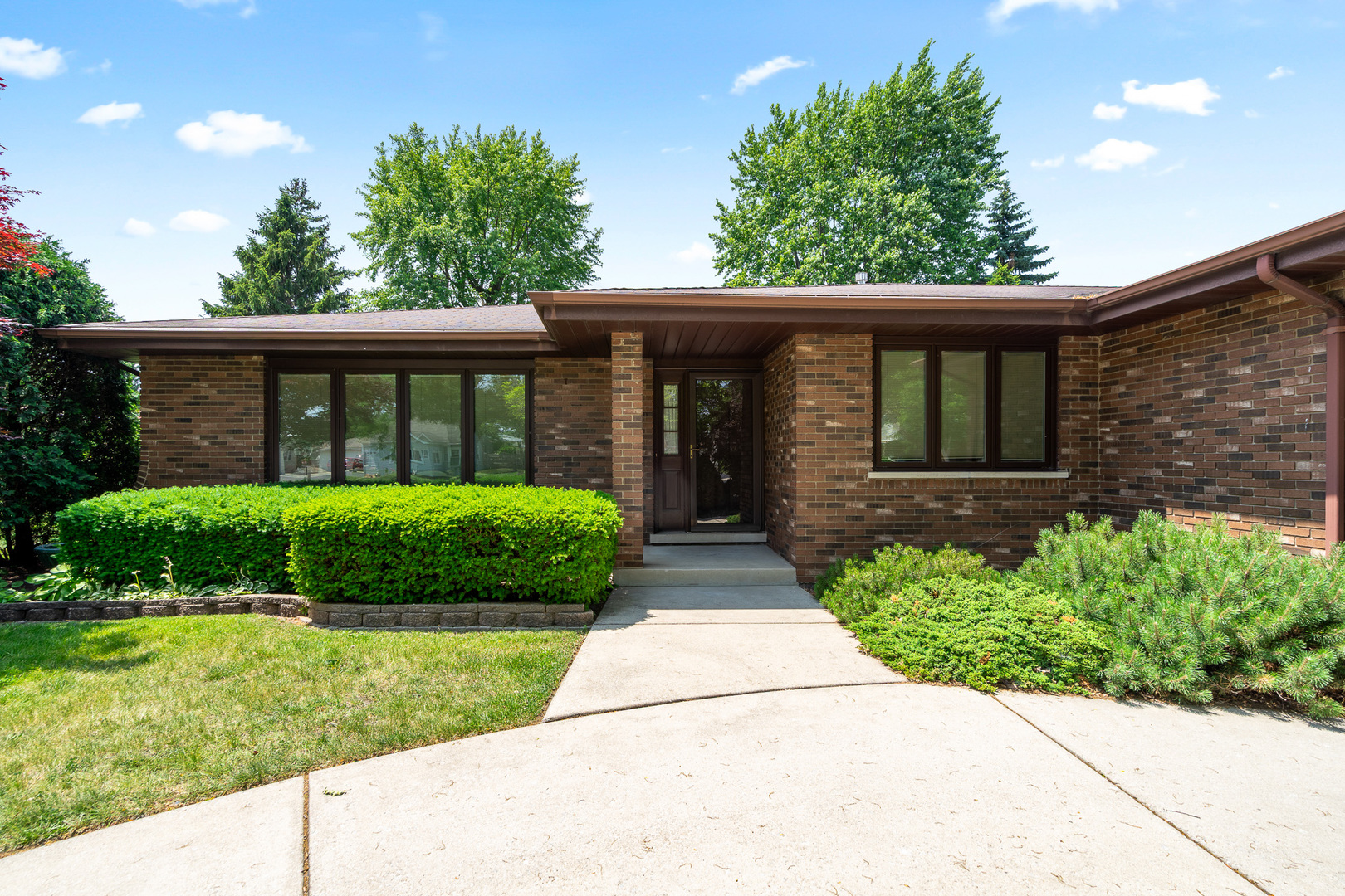 9228 Ridgeland Avenue, Oak Lawn, IL 60453
