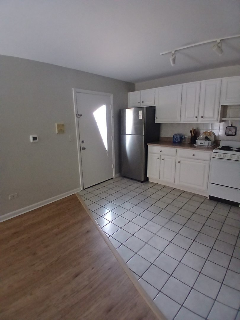 6341 W Belmont Avenue #2F, Chicago, IL 60634