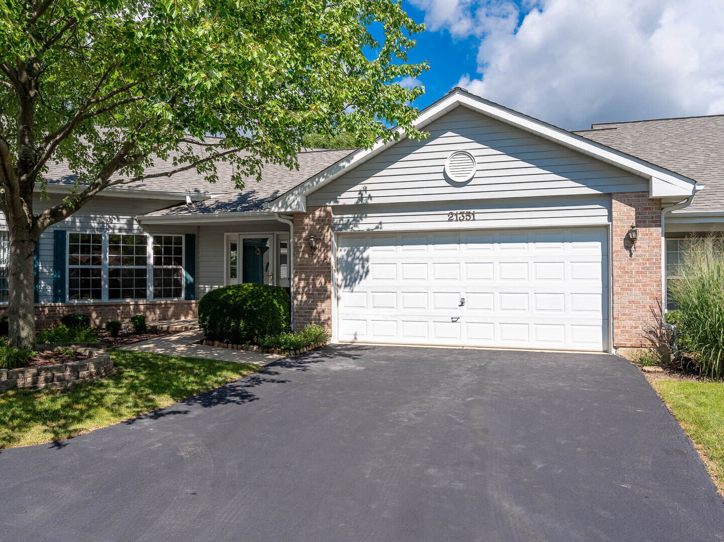 21351 Silktree Circle, Plainfield, IL 60544