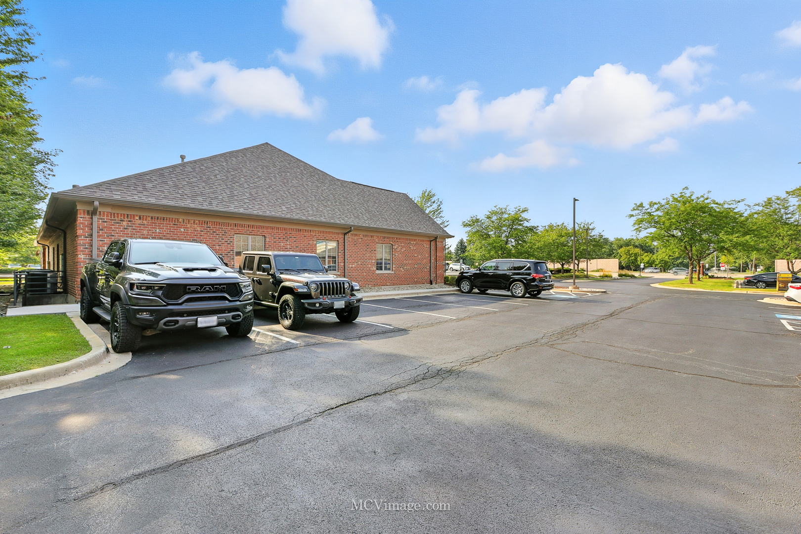 10257 W Lincoln Highway, Frankfort, IL 60423