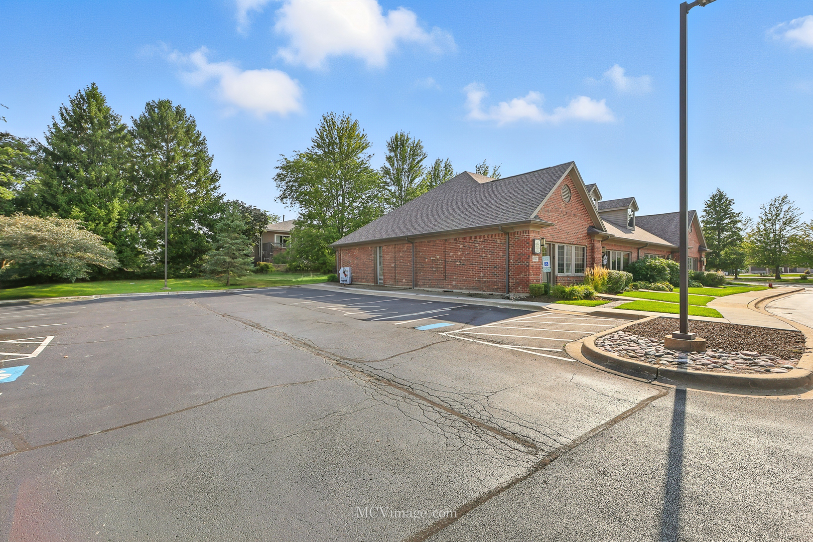 10257 W Lincoln Highway, Frankfort, IL 60423
