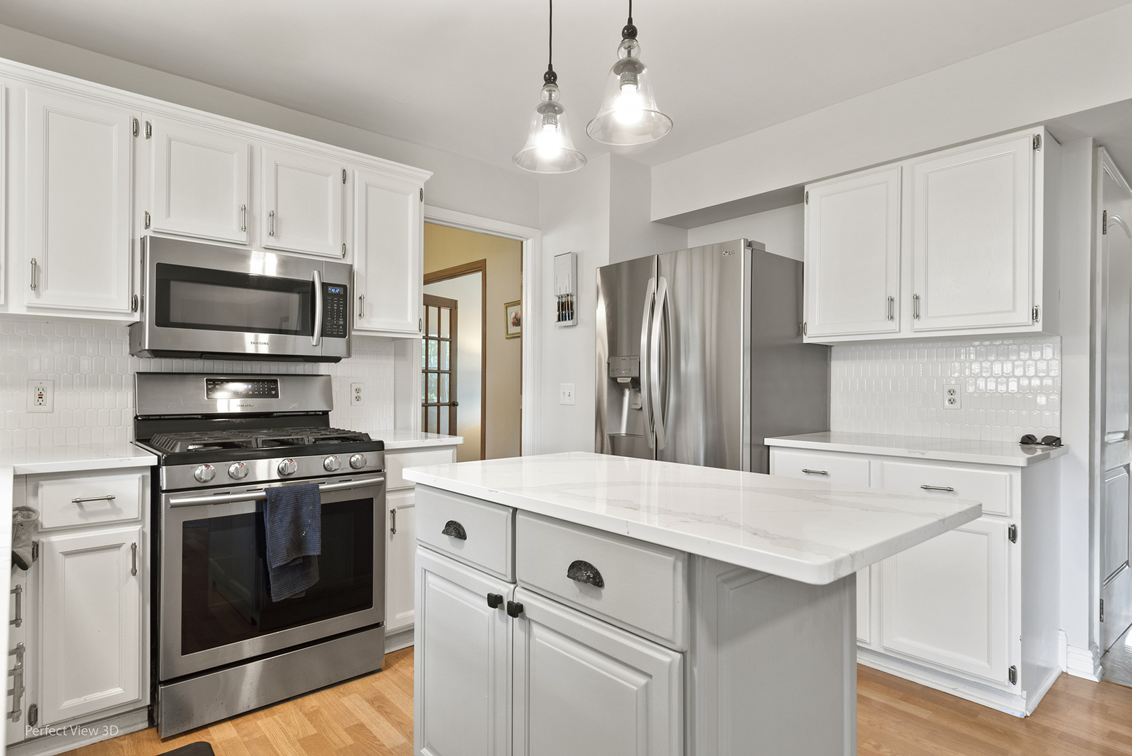 577 Plank Road, Naperville, IL 60563