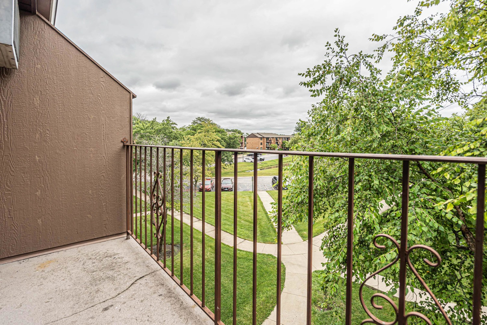 730 N Briar Hill Lane #5, Addison, IL 60101
