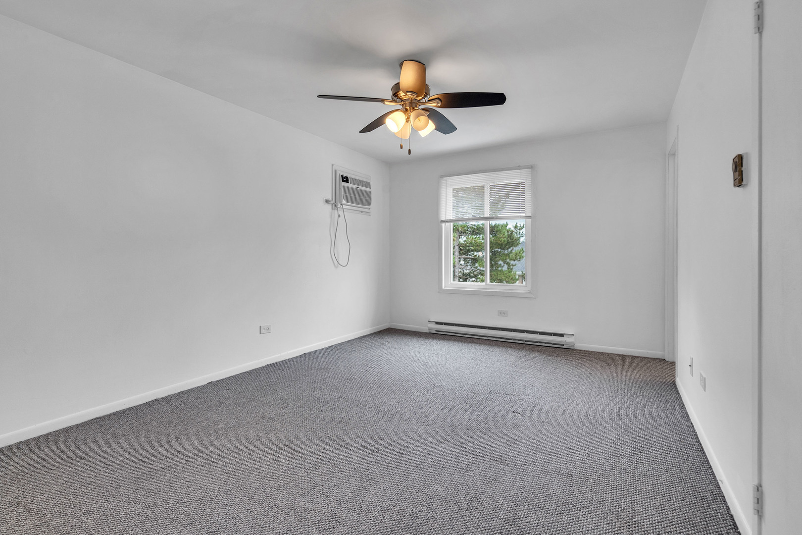 730 N Briar Hill Lane #5, Addison, IL 60101