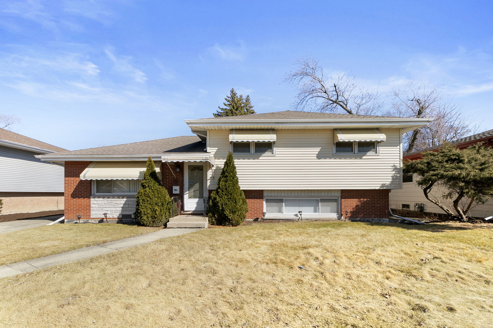 15445 DEARBORN Street, South Holland, IL 60473