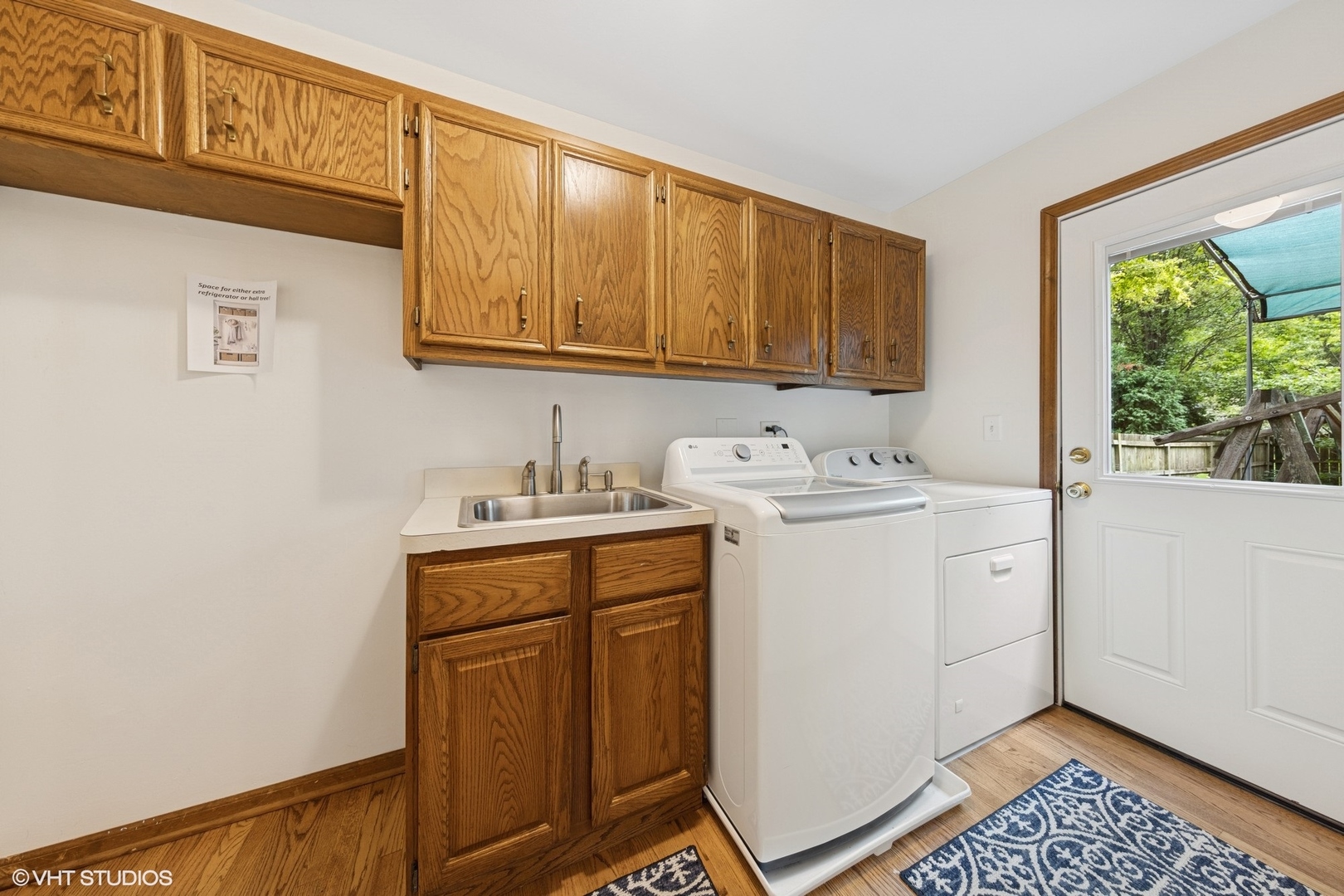 2002 Middleton Drive, Wheaton, IL 60189