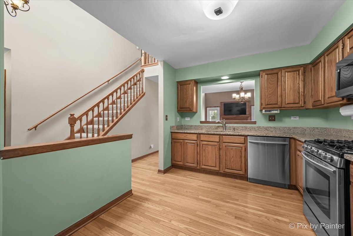 248 Lynwood Lane #248, Bloomingdale, IL 60108
