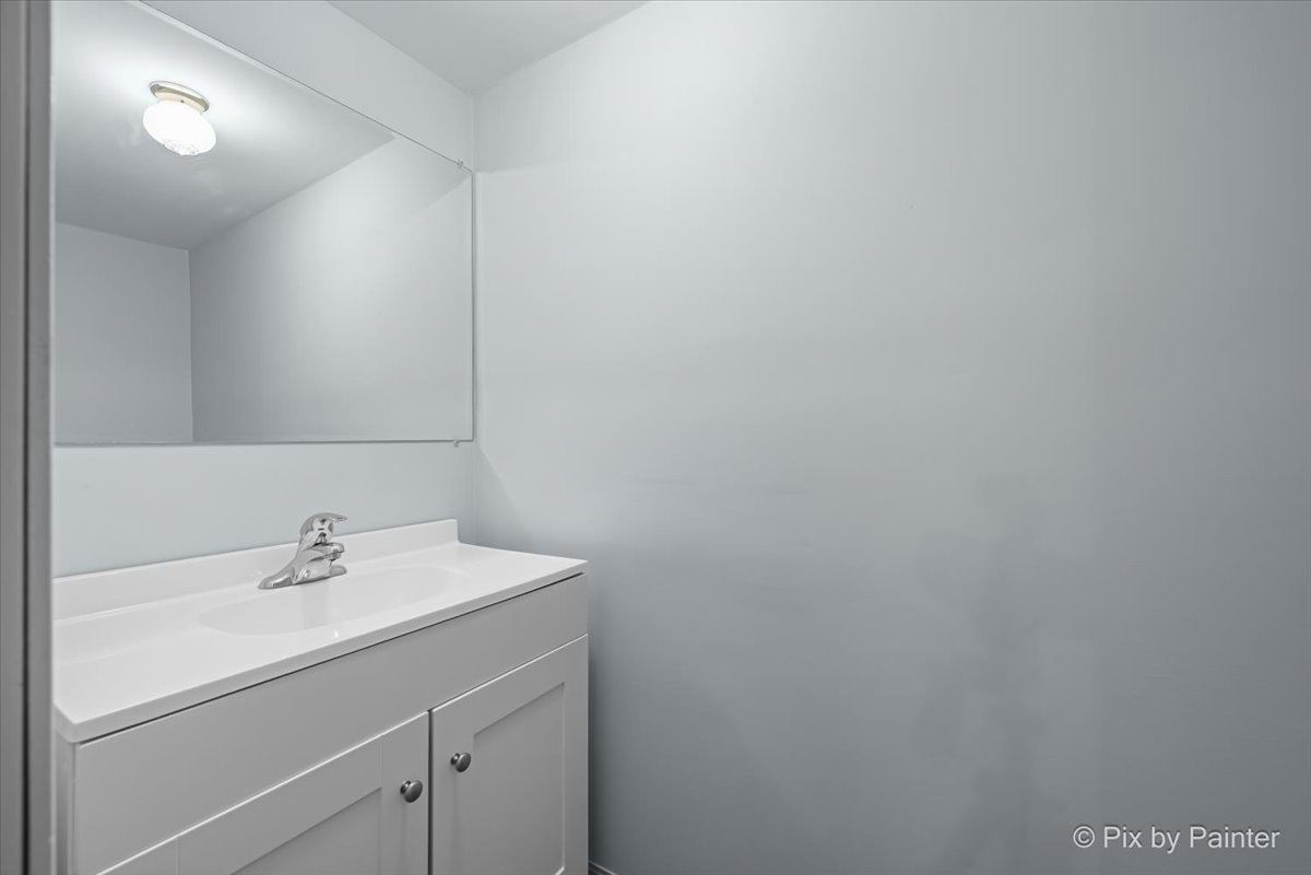248 Lynwood Lane #248, Bloomingdale, IL 60108