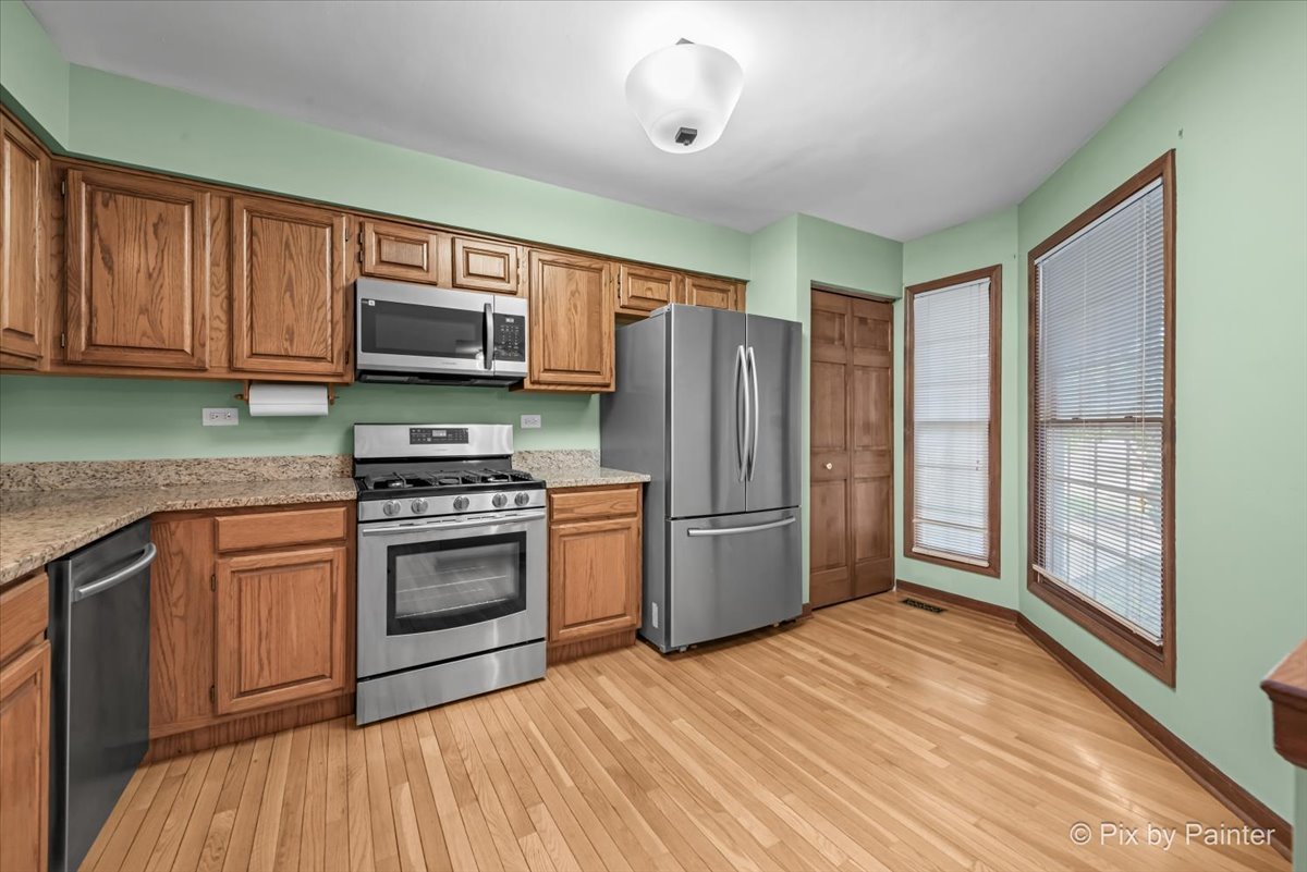 248 Lynwood Lane #248, Bloomingdale, IL 60108