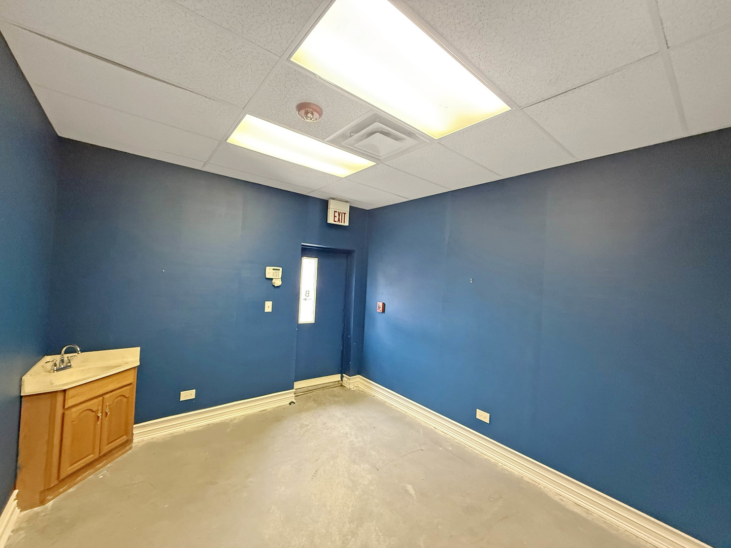 6321 Fairview Avenue #B, Westmont, IL 60559