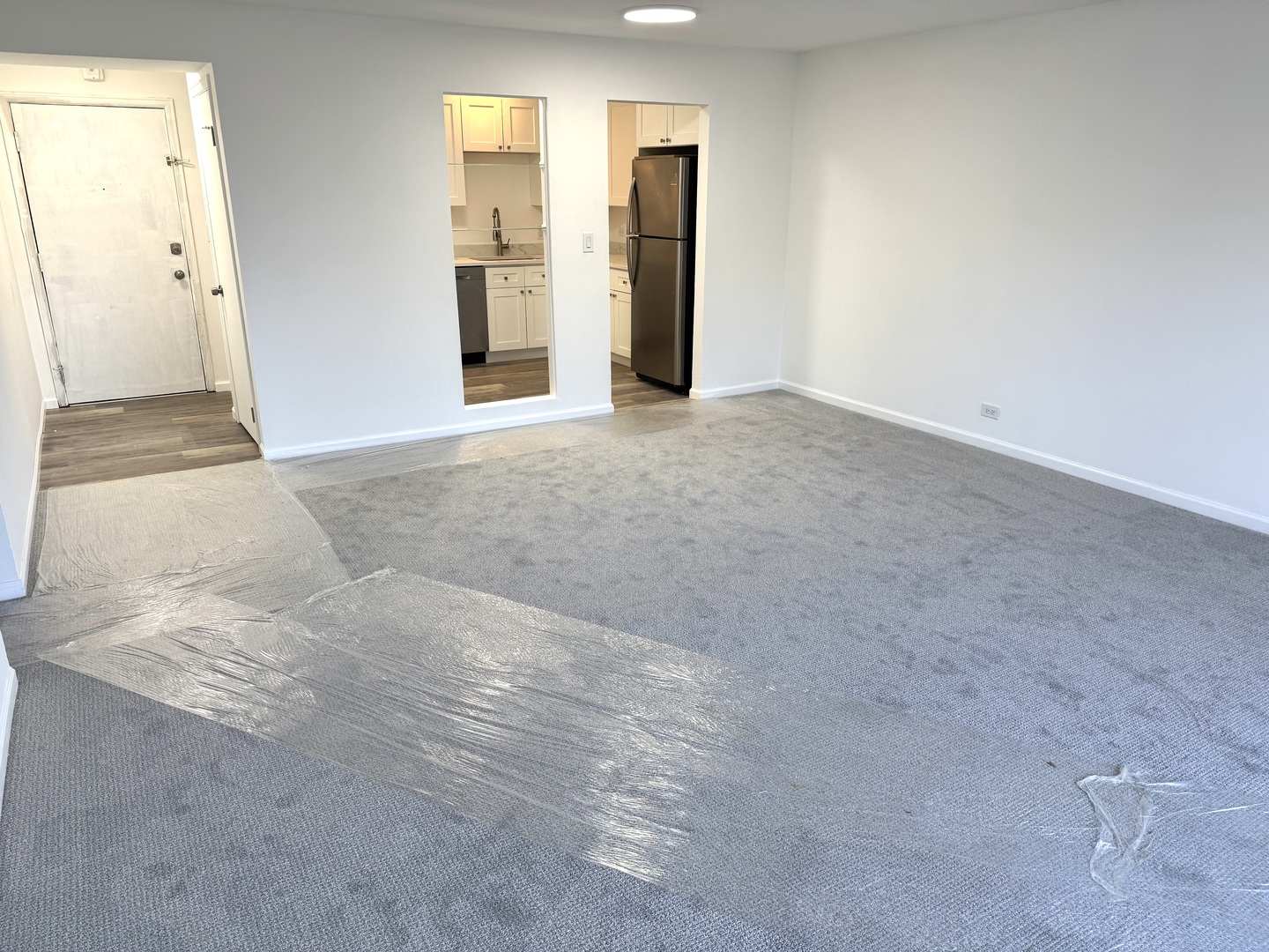 5001 Carriageway Drive #215, Rolling Meadows, IL 60008