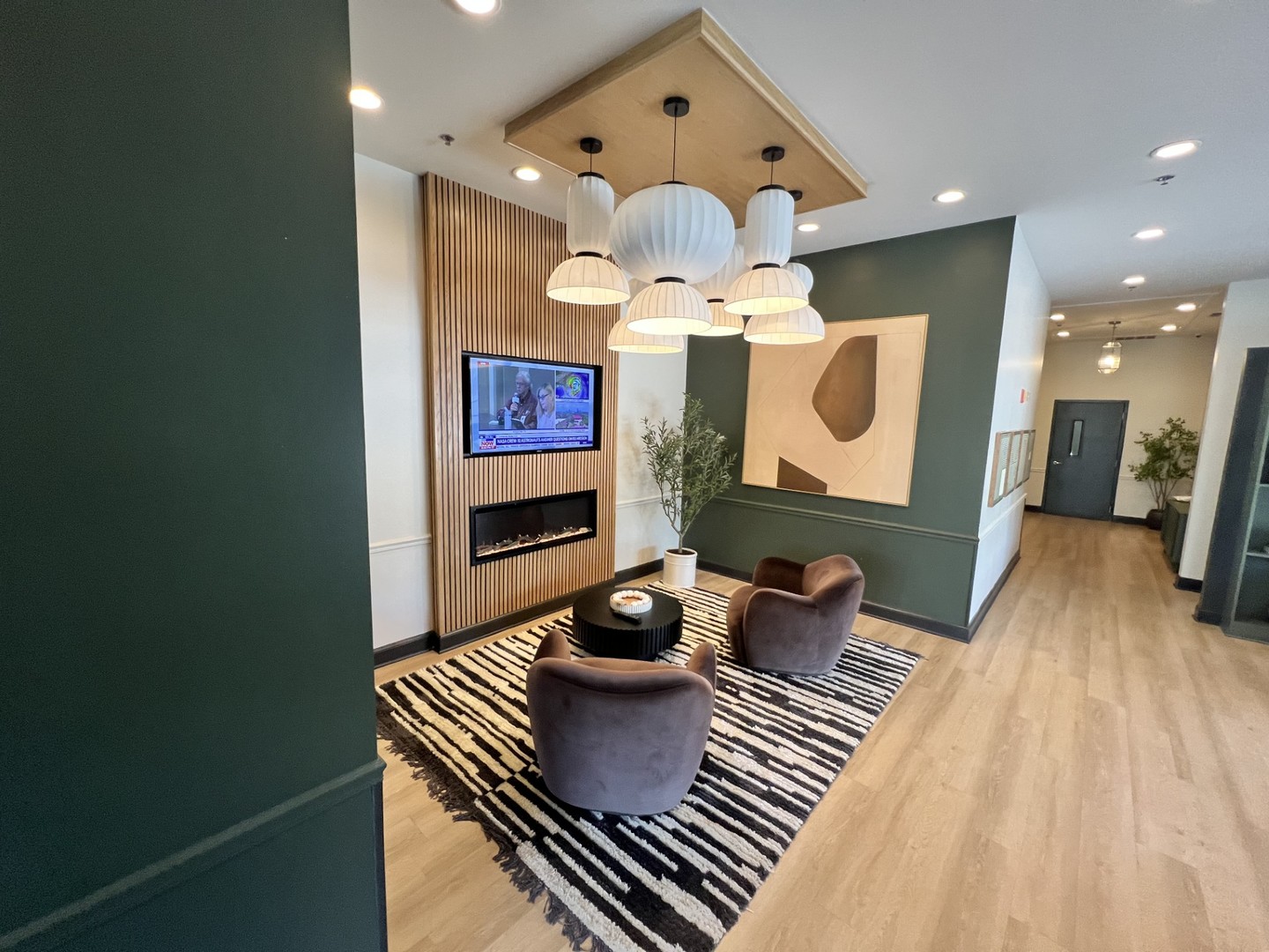 625 Deerfield Road #309, Deerfield, IL 60015
