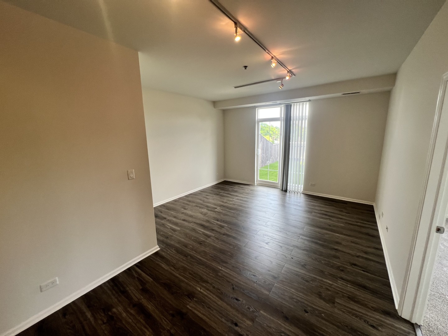 625 Deerfield Road #309, Deerfield, IL 60015