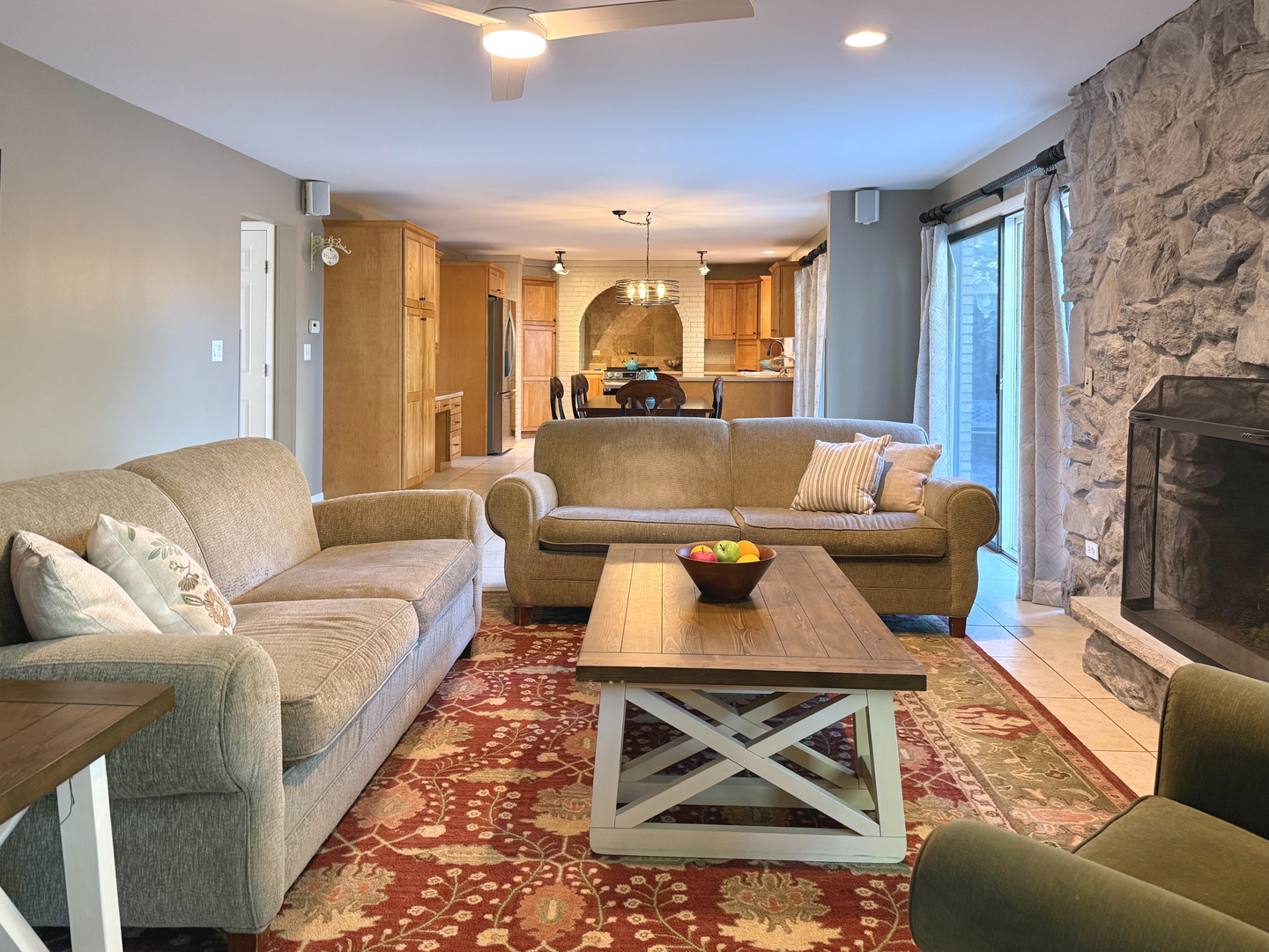 842 Winmoor Drive, Sleepy Hollow, IL 60118